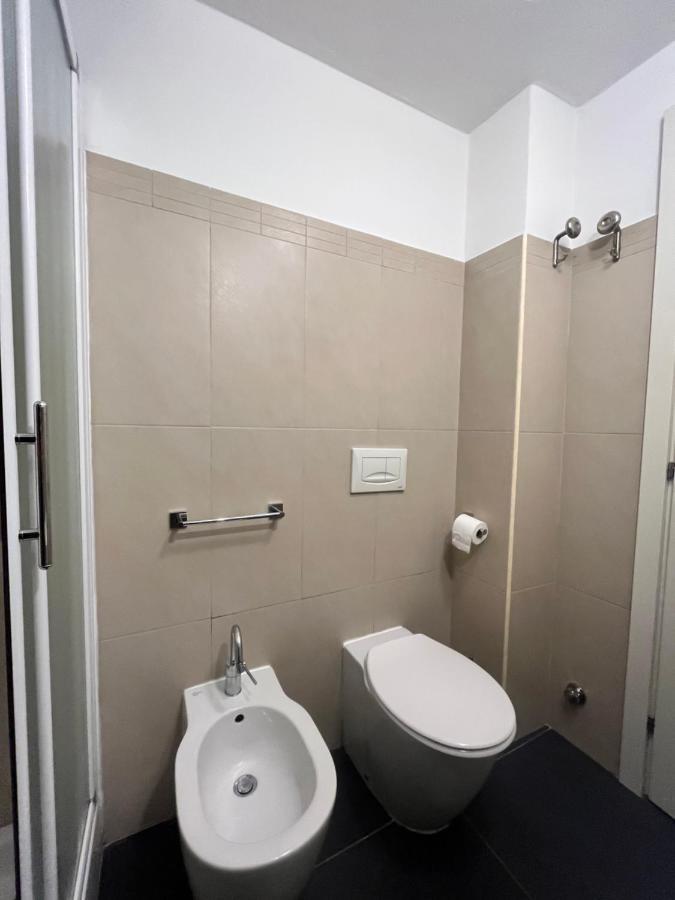 Bocconi Apartment Milan Exterior photo